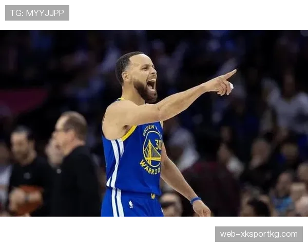 德雷蒙德比上季挡拆更主动，拉开库里三分空间