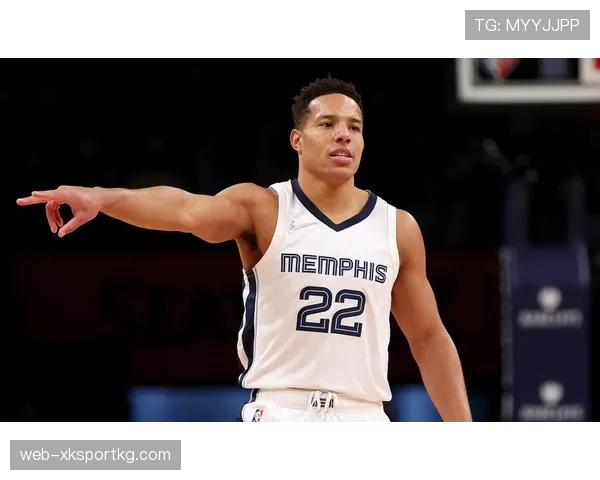 德斯蒙德·班恩三分命中率提升显著，助孟菲斯快船拉开比分差距