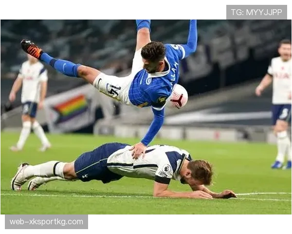 点球判罚标准全解析：什么时候必须判罚，裁判如何决断？