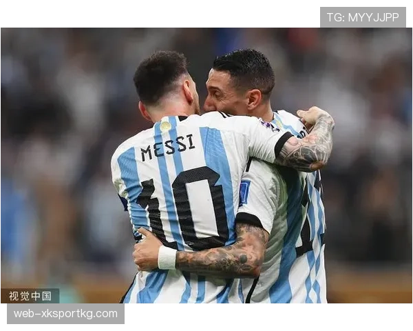 帕尔默与迪马利亚的左脚技术与进攻创造，风格差异在哪？