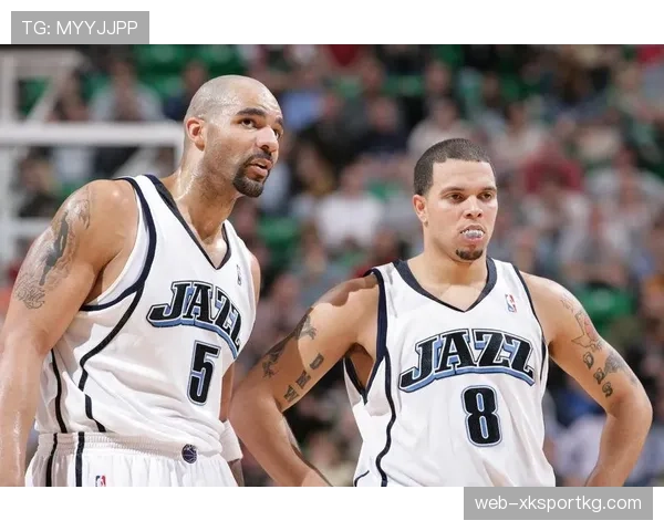 德隆·威廉姆斯利用挡拆组织提升队友助攻效率明显拉开差距