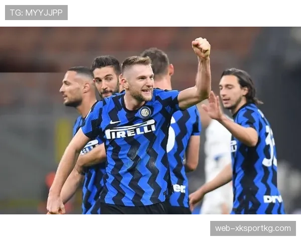 什克里尼亚尔的对抗优势如何支撑其稳健防守表现？