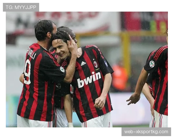 凯恩与因扎吉的前锋角色对比：门前嗅觉差异与战术适配性解析